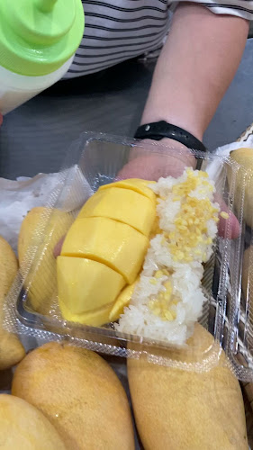 The Terminal สถานีจันทบุรี - การบริการอาหารและที่พัก