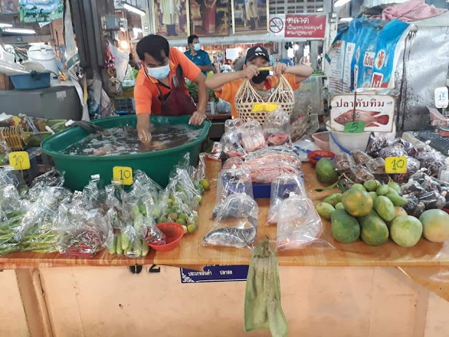 ตลาดสดเทศบาลตำบลหัวรอ - อำเภอเมืองพิษณุโลก