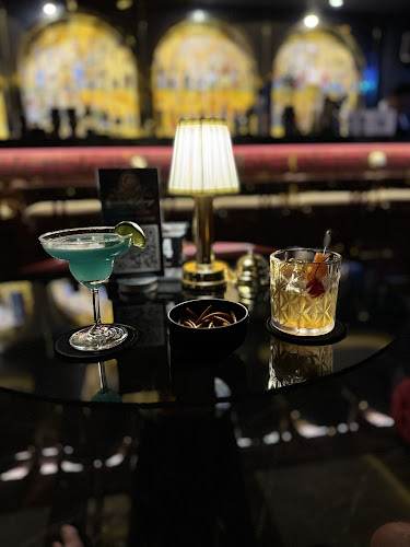 352, 89 soi 5 Pratumnak, เมืองพัทยา อำเภอบางละมุง ชลบุรี 20150