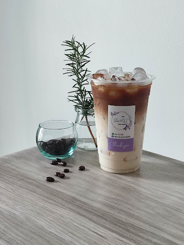 Home Sweet เครื่องดื่ม & เบเกอรี่ - การบริการอาหารและที่พัก