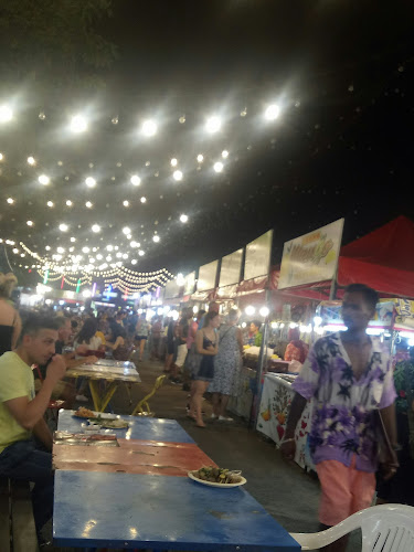 Comentarii opinii despre ตลาดป่าตองโอท็อป