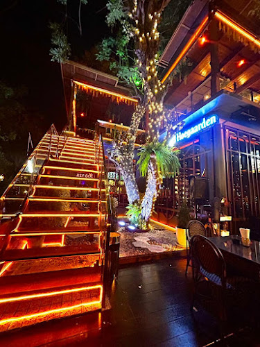 Comentarii opinii despre Beer Hubb (Pattaya Beach Road)