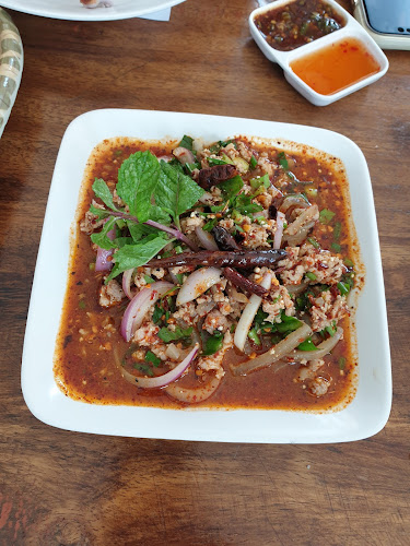 เสรีไก่ย่างเขาสวนกวาง - อำเภอเมืองขอนแก่น