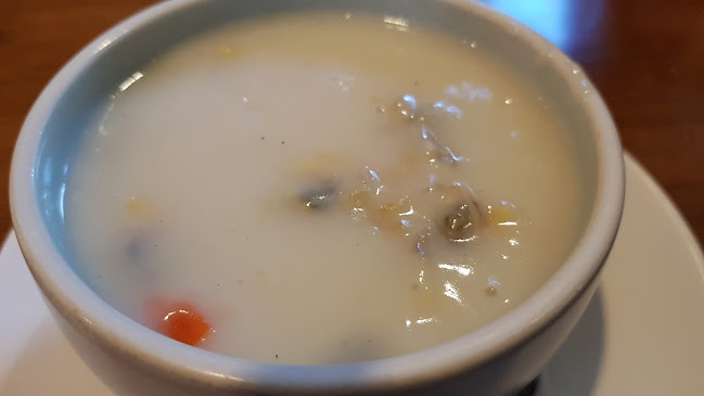 ร้านอาหารสโนว์ไวท์นครปฐม - การบริการอาหารและที่พัก