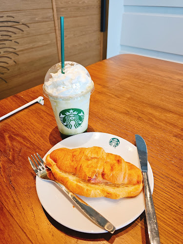 Comentarii opinii despre Starbucks Talang