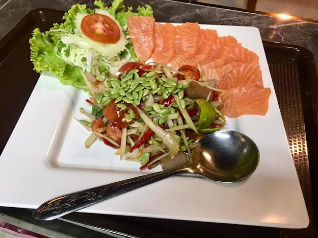 ร้านเนื้อหอม​ ริมมูล​ อุบลราชธานี​ (Nuehom​ Restuarant)​ - เมือง