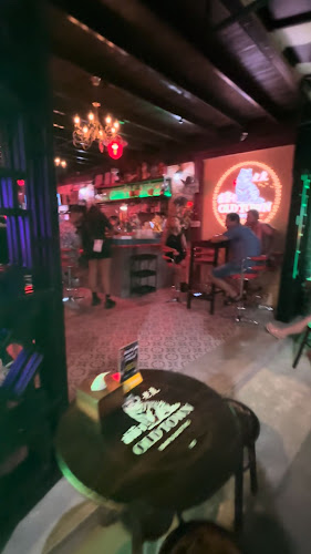 112 ถนน รัษฎา ตำบลตลาดใหญ่ อำเภอเมืองภูเก็ต ภูเก็ต 83000