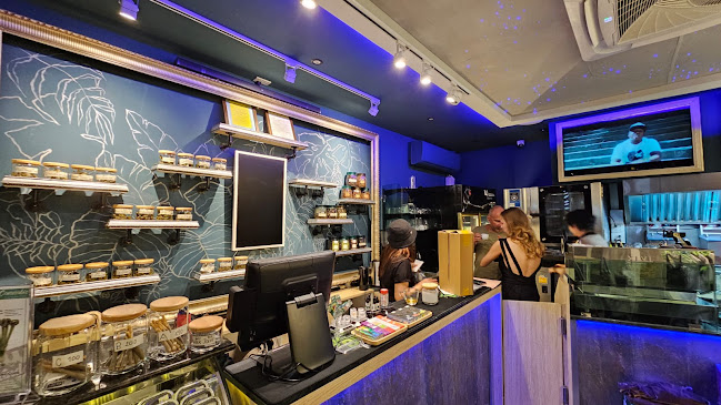 Comentarii opinii despre Blow Amur Burger Club