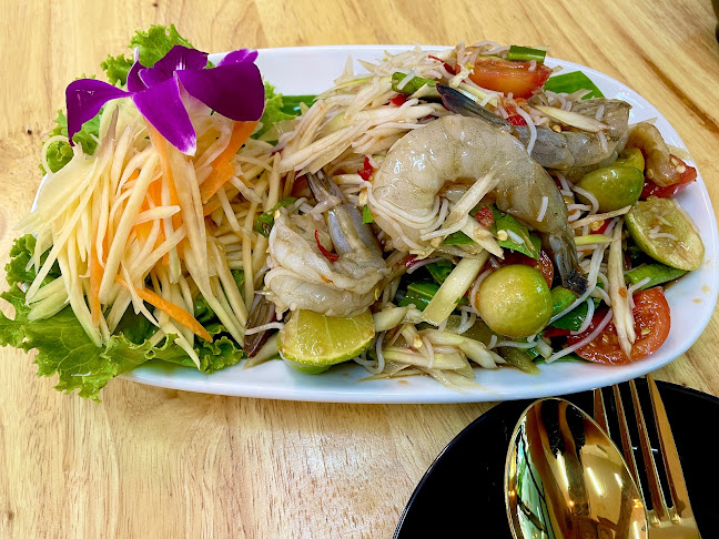 ร้านตำปูป่ะเราสาขา2 หน้าหาดจอมเทียนพัทยา - การบริการอาหารและที่พัก