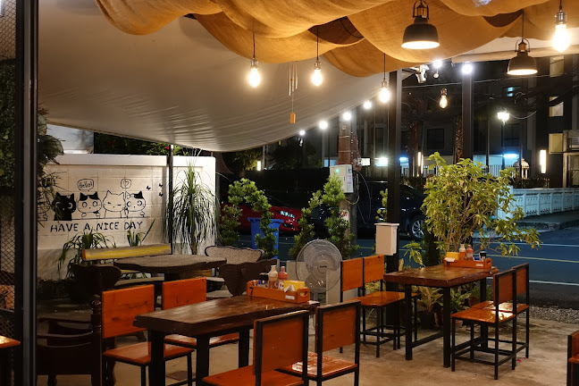 สเต๊กอ่าวเก (STEAK AO-KAE) - การบริการอาหารและที่พัก