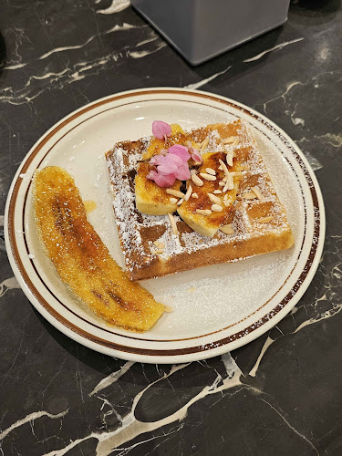 Opinii despre Mililin Cafe & Eatery în เมือง - การบริการอาหารและที่พัก