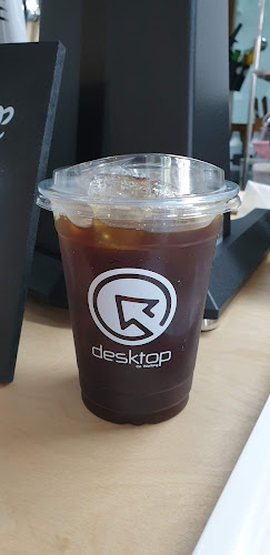 Comentarii opinii despre Desktop co-working space