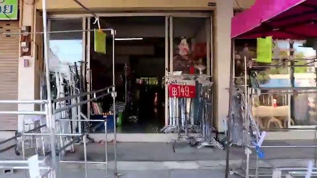 โรจน์พาณิชย์ สาขาศรีราชา โครงเหล็ภกตพลาดนัด เต็นท์พับ