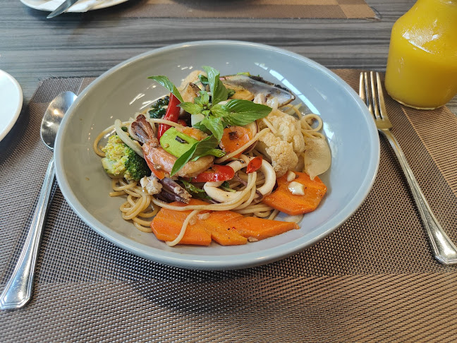 Opinii despre Chocolate Factory Pattaya Parking în อำเภอบางละมุง - การบริการอาหารและที่พัก