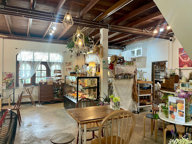 Mali Cakery Homemade - การบริการอาหารและที่พัก