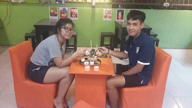 Start Cafe' - การบริการอาหารและที่พัก