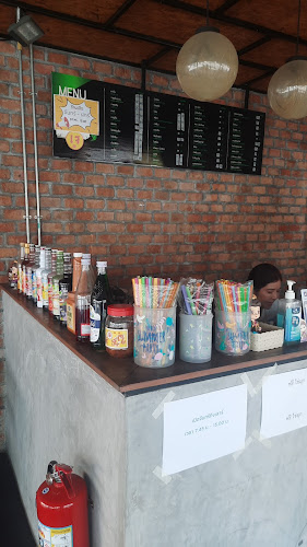 Opinii despre Tea Corner ทีคอนเนอร์ ชา กาแฟ în เมือง - การบริการอาหารและที่พัก