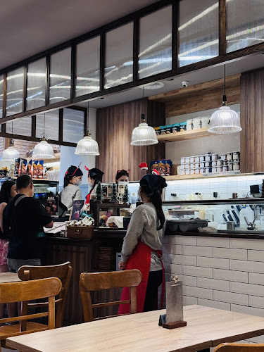 1518 ถ. กาญจนวนิช ตำบล หาดใหญ่ อำเภอหาดใหญ่ สงขลา 90110