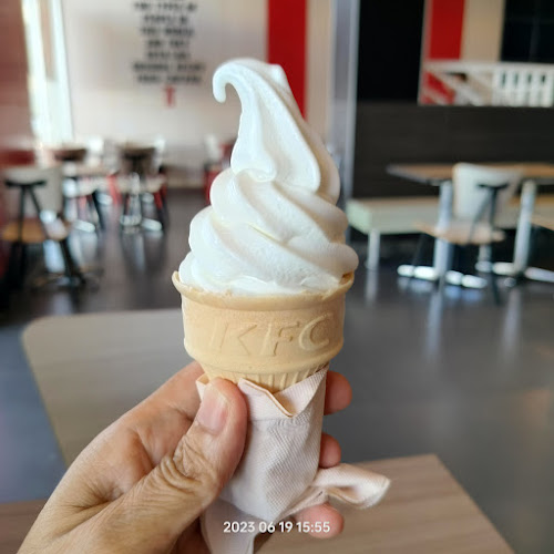 KFC Big C Ubonratchathani - อำเภอเมืองอุบลราชธานี