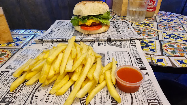 Comentarii opinii despre Blow Amur Burger Club