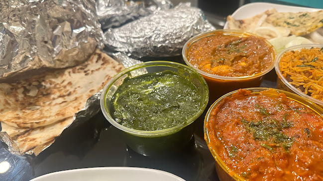 Comentarii opinii despre Suraj Indian Restaurant Kamala