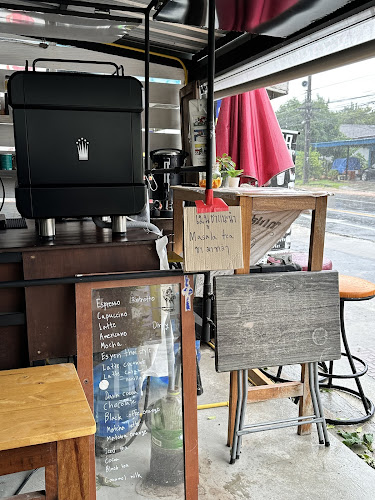 Opinii despre โรตีนมสด โฮมเมด ฮาลาล-Roti Homemade Halal în อำเภอถลาง - การบริการอาหารและที่พัก