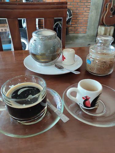 Opinii despre ไม้น้ำ คาเฟ่ พะเยา în อำเภอเมืองพะเยา - การบริการอาหารและที่พัก