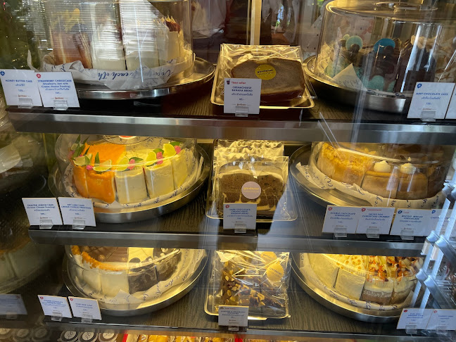 The Gardener Cafe' - การบริการอาหารและที่พัก