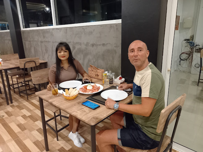 Opinii despre ไนซ์ทูมียูว์ în อำเภอกะทู้ - การบริการอาหารและที่พัก