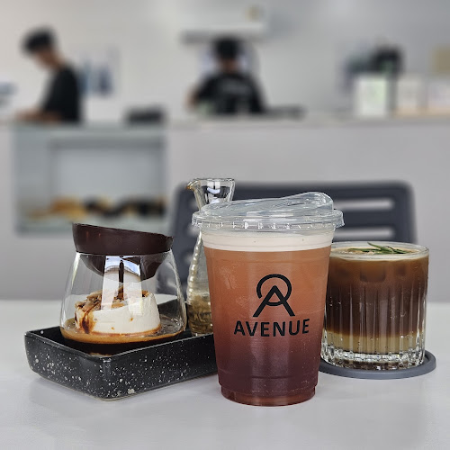 Opinii despre Avenue Hatyai - Brew with happiness în อำเภอหาดใหญ่ - การบริการอาหารและที่พัก