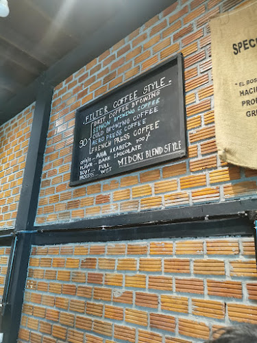 Opinii despre Midori Coffee Roastery în อำเภอเมืองร้อยเอ็ด - การบริการอาหารและที่พัก