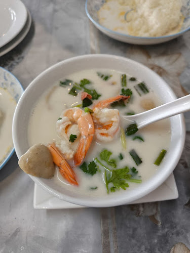 Baan Larb Restaurant