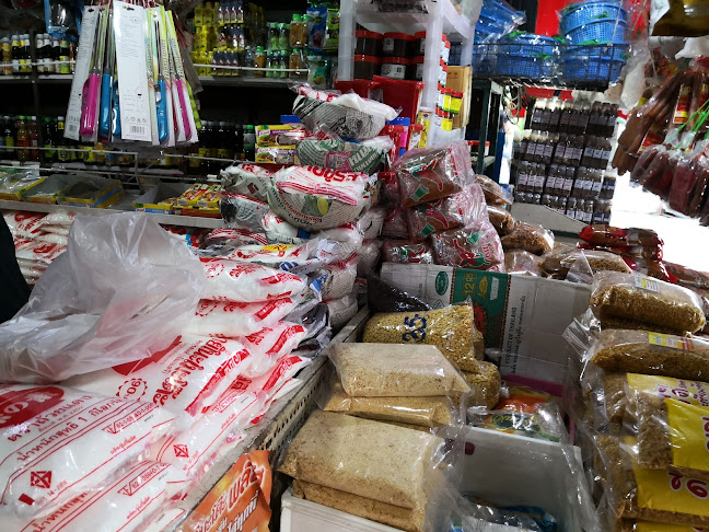 Big Market Hatyai (Plaza Market) - การบริการอาหารและที่พัก