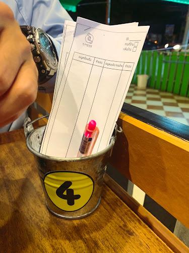 Khunkanom Cafe คุณขนม - การบริการอาหารและที่พัก