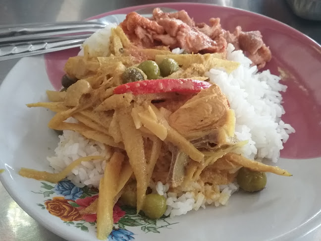 ร้านข้าวแกงพี่จิต