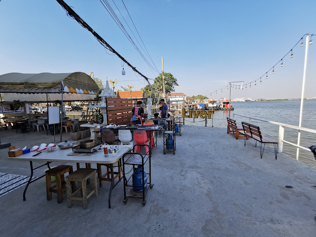 ล้านวิวชาบูริมน้ำ