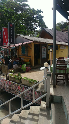 Opinii despre KATAMAMA SEAFOOD în อำเภอเมืองภูเก็ต - การบริการอาหารและที่พัก