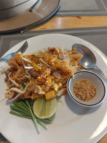 Branch Coffee 2 - การบริการอาหารและที่พัก