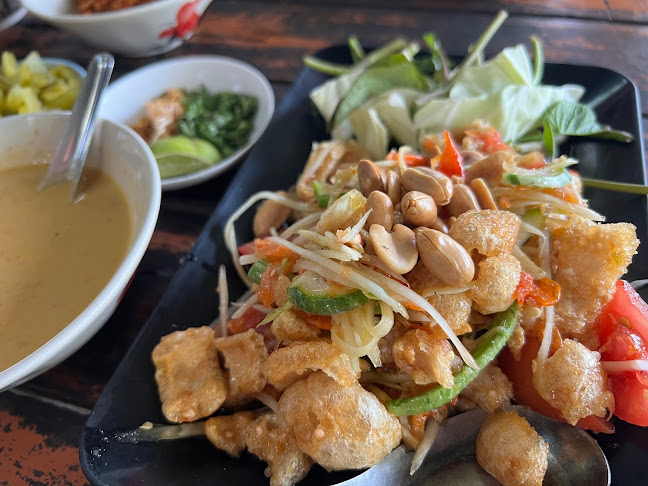 2 ซอย วีระ ตำบล ในเวียง อำเภอเมืองแพร่ แพร่ 54000