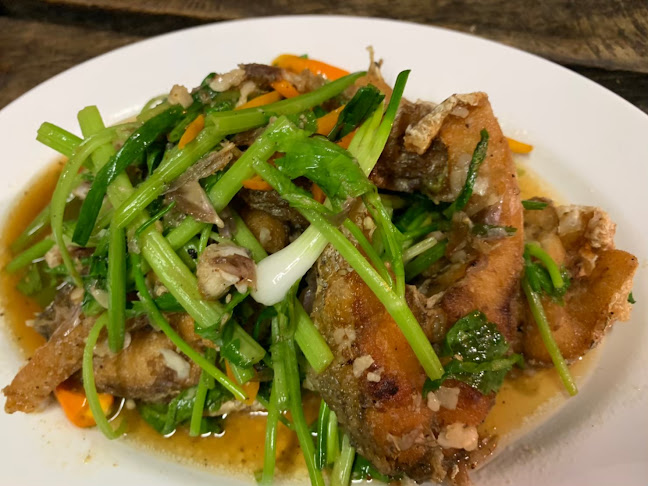 ร้านกระต๊อบน้อย Little Hut Coffee - การบริการอาหารและที่พัก