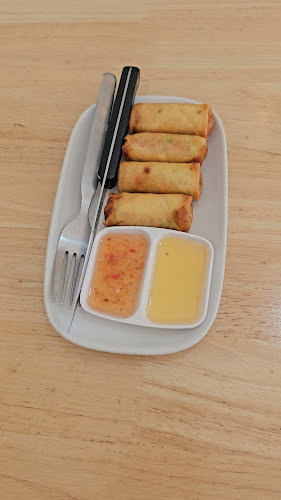 Bagus cafe & halal food - การบริการอาหารและที่พัก