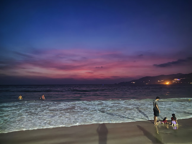 Comentarii opinii despre MOOF