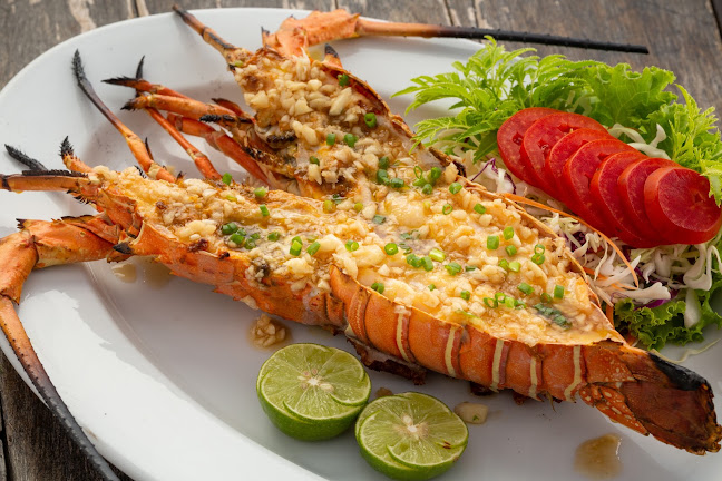 Opinii despre ภัตตาคารเสวย în Patong - การบริการอาหารและที่พัก