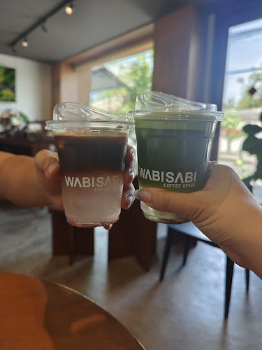 WABISABI coffee space - การบริการอาหารและที่พัก