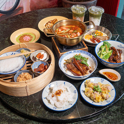 บำรุงเธอ Eatery and Coffee