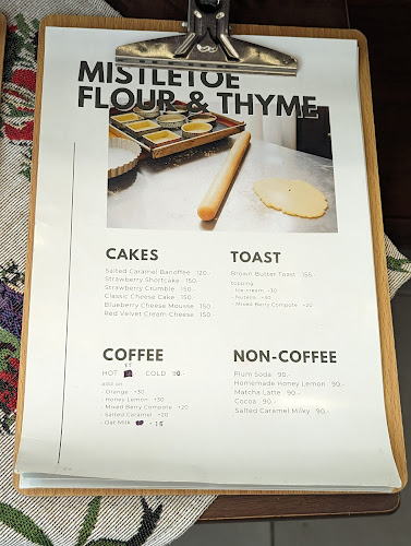Mistletoe flour & thyme cafe - อำเภอบางละมุง