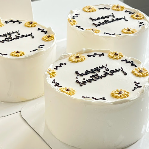 เค้กวันเกิด mecake minimal ปากเกร็ด ราชพฤกษ์ - การบริการอาหารและที่พัก