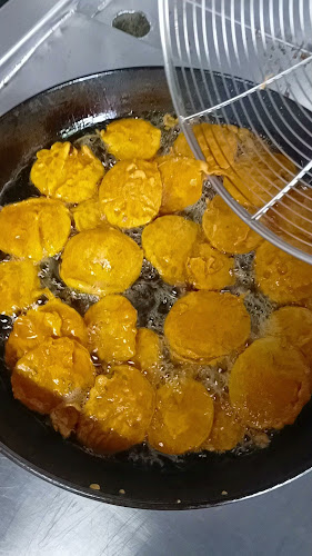 Opinii despre Suraj Indian Restaurant Kamala în อำเภอกะทู้ - การบริการอาหารและที่พัก