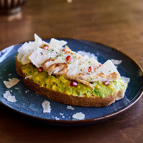 Comentarii opinii despre Crème Café Phuket