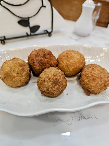 Rustic Lounge - อำเภอบางละมุง